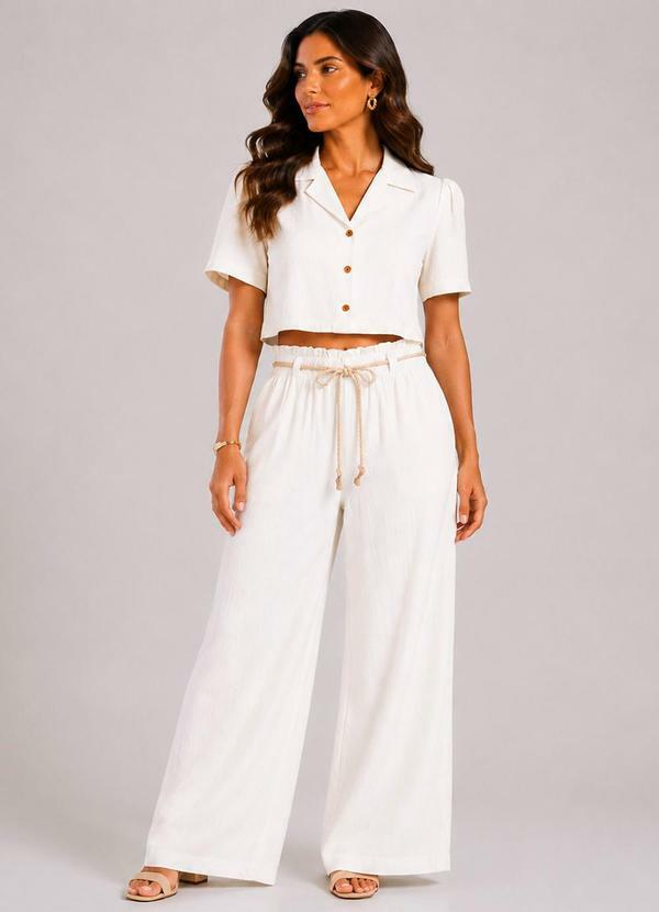 Conjunto Feminino em Viscolinho Branco