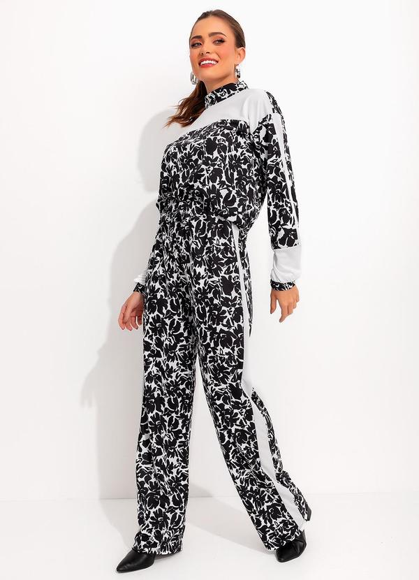 Conjunto Floral Preto em Malha