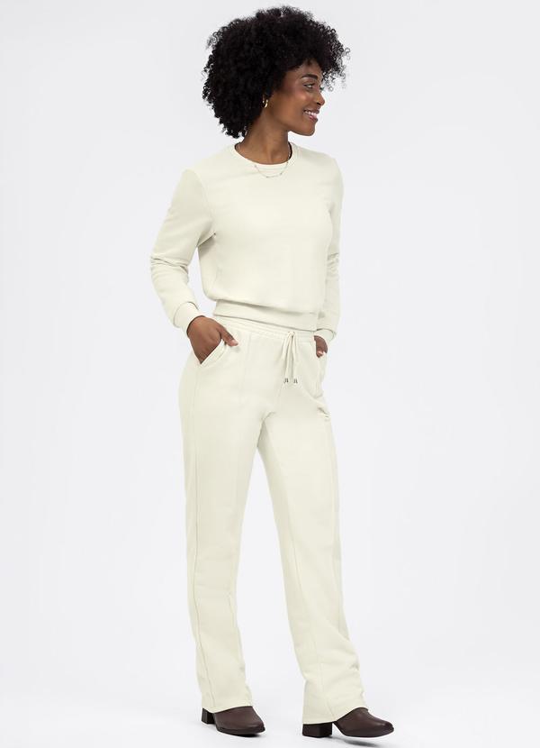 Conjunto em Moletom Peluciado Off White
