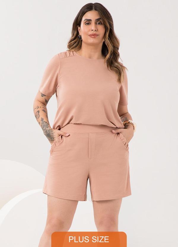 Vista 2 Conjunto Plus Size com Shorts e Blusa D Bege Lunender Mais Mulher Lunender Mais Mulher