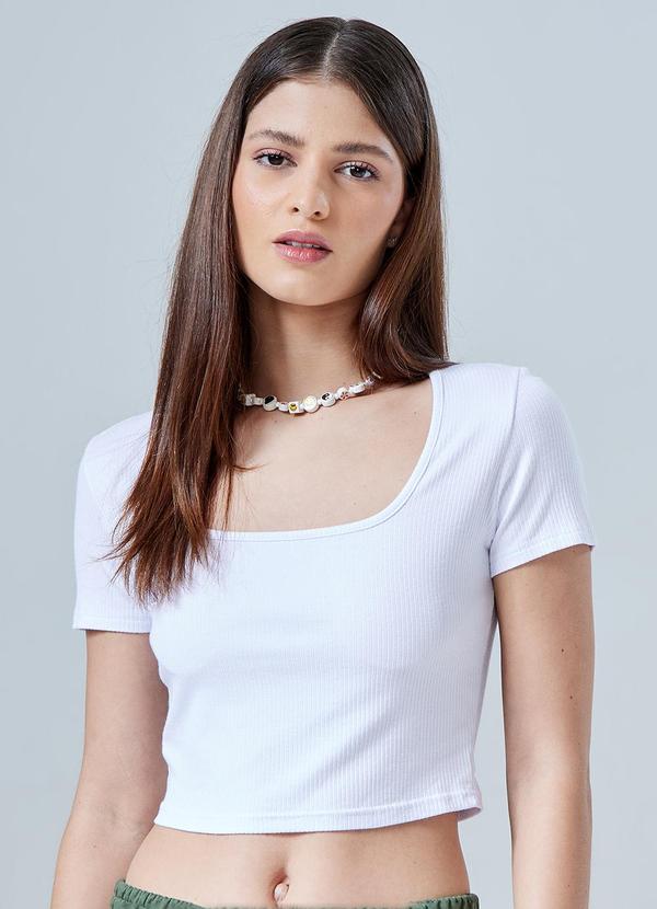 Vista 2 Blusa Cropped Canelada Decote Quadrado Basicamente Basicamente