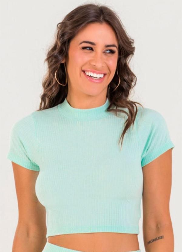 Vista 2 Blusa Cropped Gola Alta Canelada Verde Sea Meu Jeans Meu Jeans
