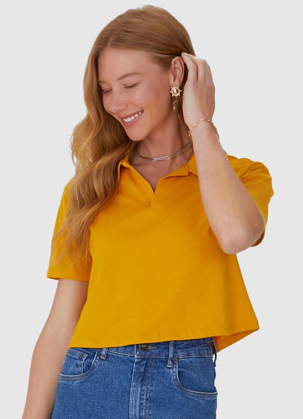 Vista 2 Blusa Cropped Gola Esporte em Algodão Amarela Malwee Malwee