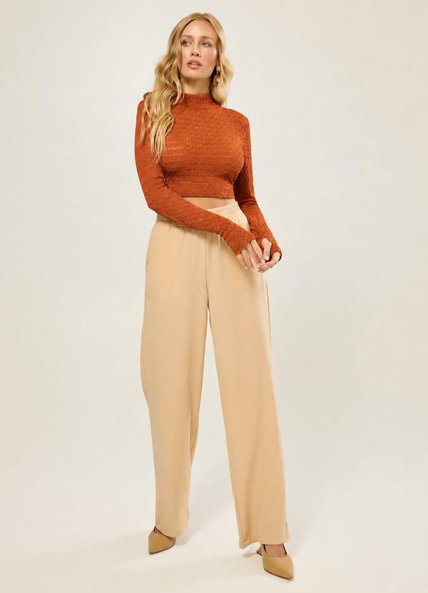 Cropped Gola Alta em Renda Terra