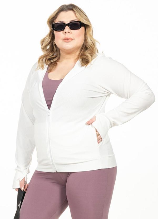 Jaqueta com Capuz Plus Size Branco