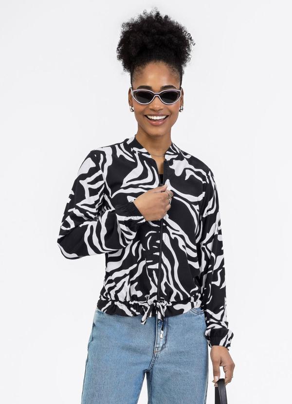 Jaqueta em Viscose Preto