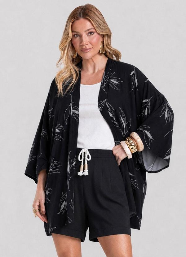 Kimono Feminino em Tecido Estampado Preto