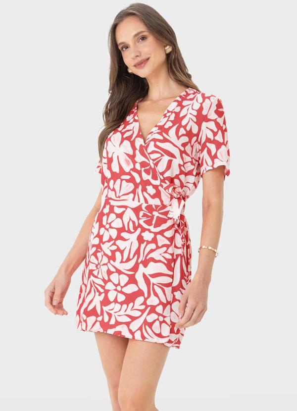Macaquinho Vermelho Floral em Viscose
