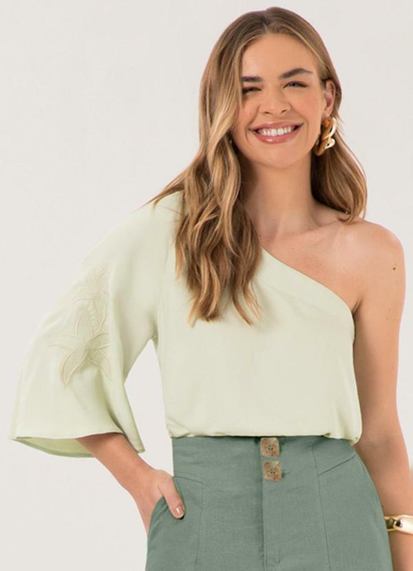 Vista 2 Blusa de um Ombro Só com Manga Ampla e Verde Lunender Lunender