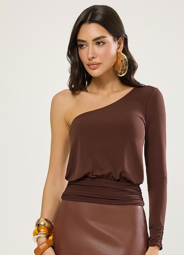 Blusa Ombro So com Franzidos Marrom Escuro