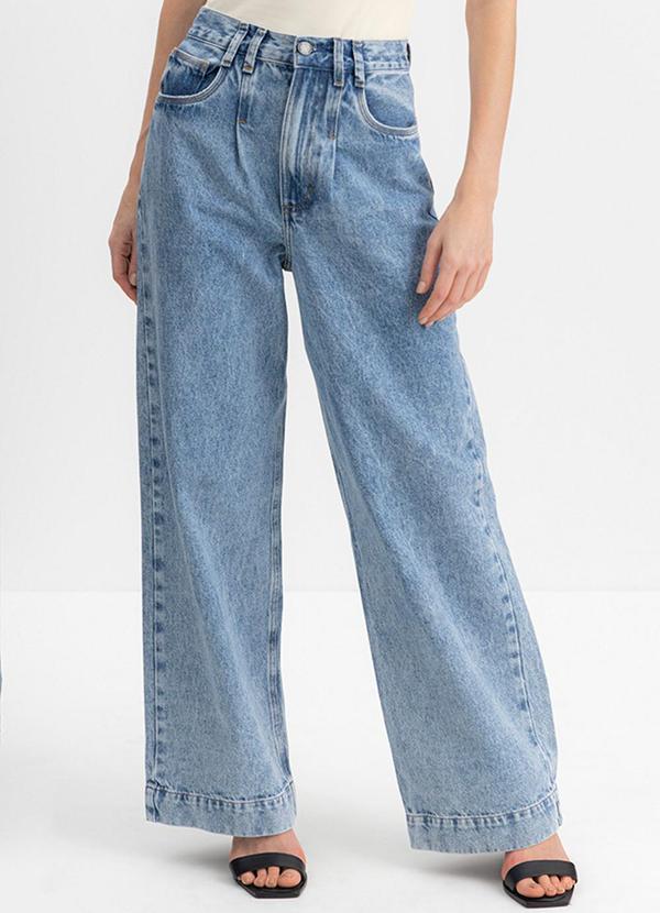 Calça Feminina em Jeans Azul