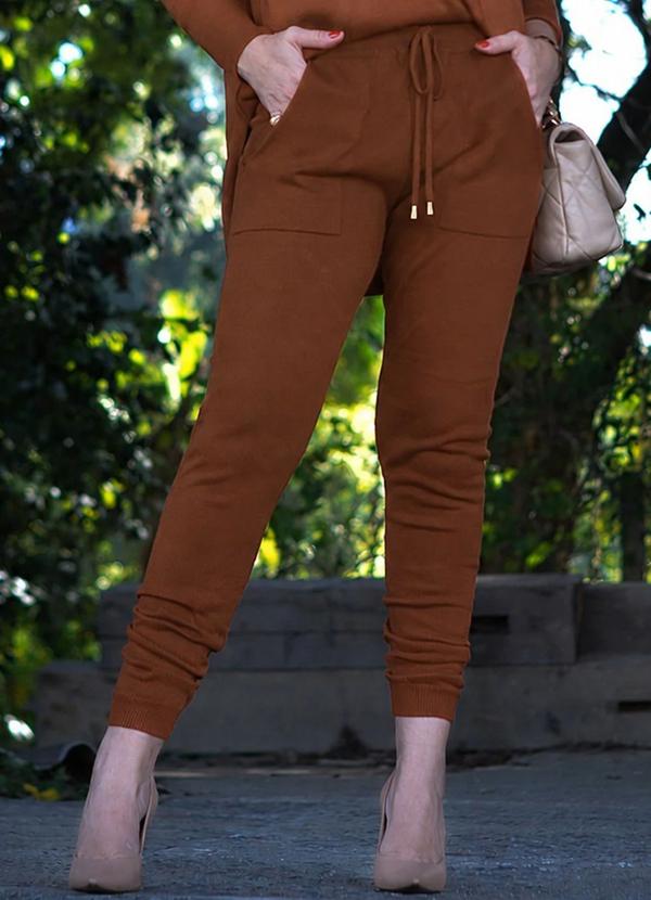 Calça Feminina em Tricô com Cordão Marrom