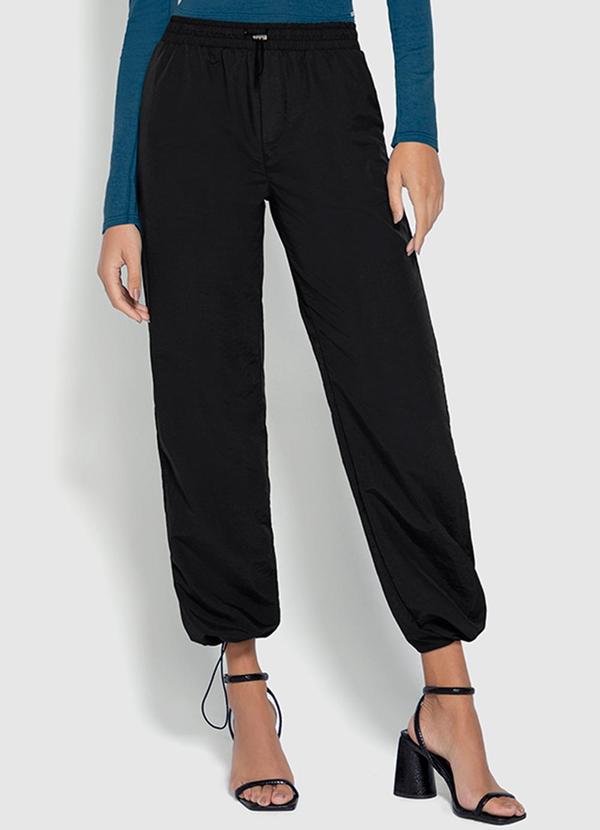 Calça Feminina Parachute em Microfibra Preto