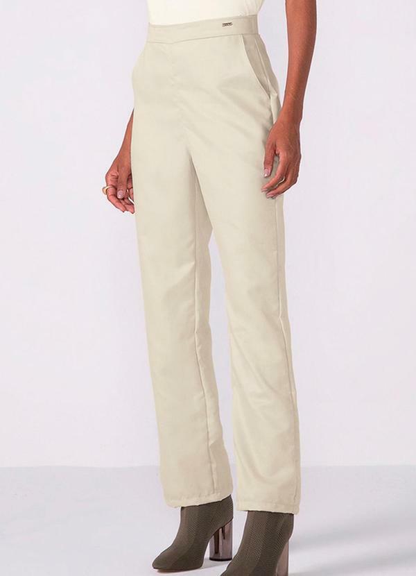 Calça Feminina Reta com Bolsos Bege