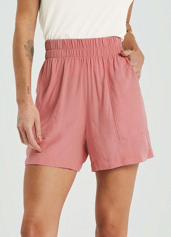 Short Feminino Tecido Viscose com Bolsos Rosa