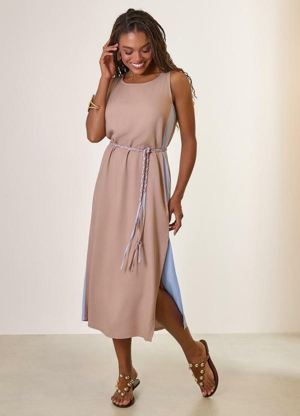 Vestido Midi com Cinto em Trancas Chestnut