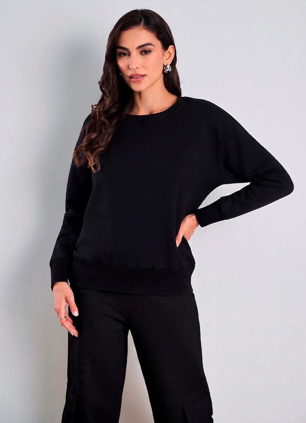 Blusa Comfy Moletom Peluciado Preto