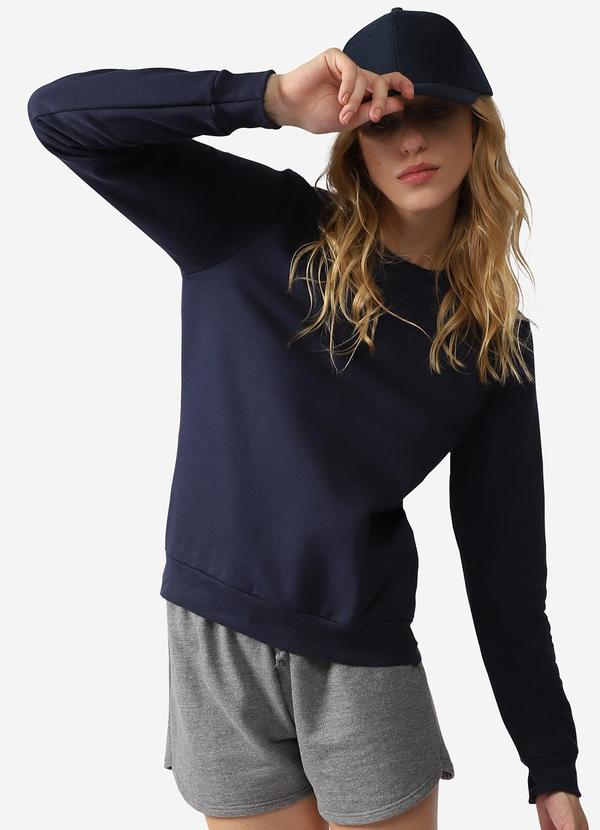 Vista 2 Blusão Moletom Flanelado Feminino Azul Marinho Basicamente Basicamente