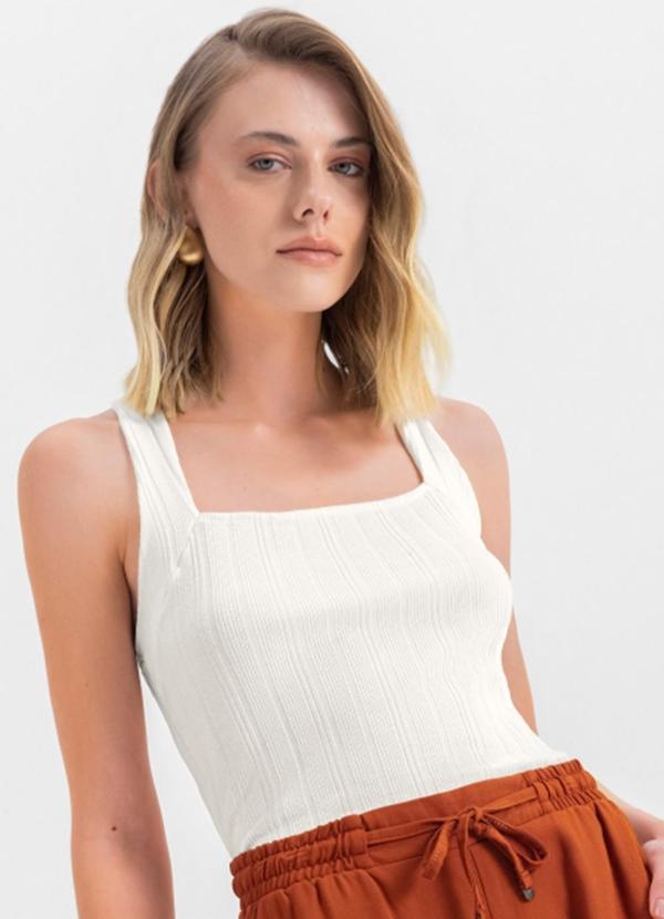 Vista 2 Blusa Feminina Canelada Bege Essendi Essendi