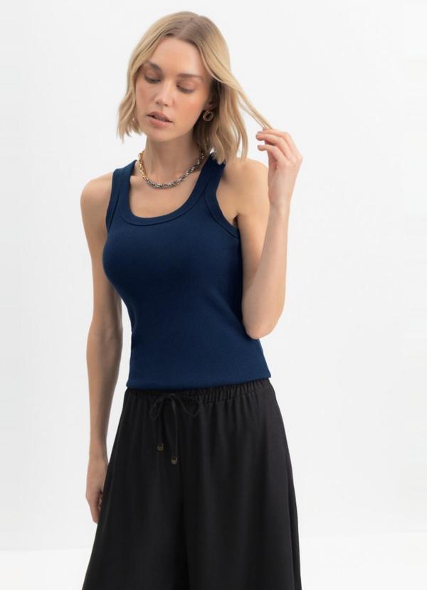 Blusa Feminina em Ribana Azul
