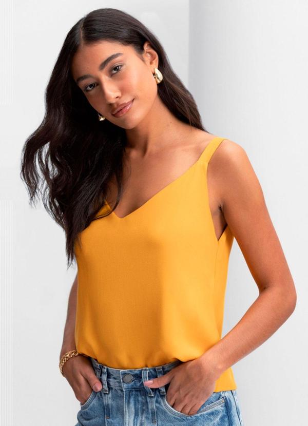 Blusa Feminina em Tecido Creponado Amarelo