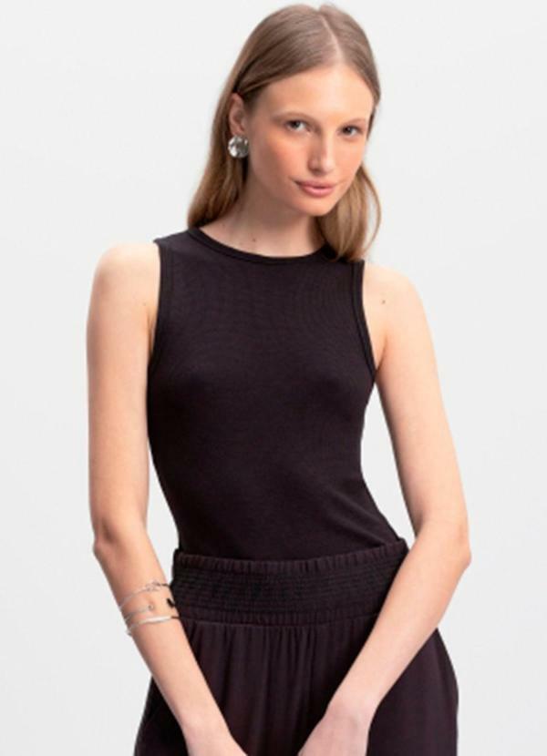 Blusa Feminina em Viscose Preto