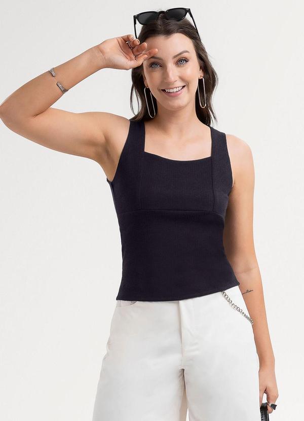Regata em Canelado Preto
