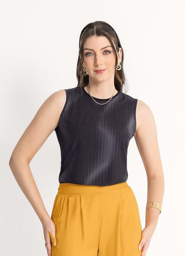 Regata em Viscose Preto