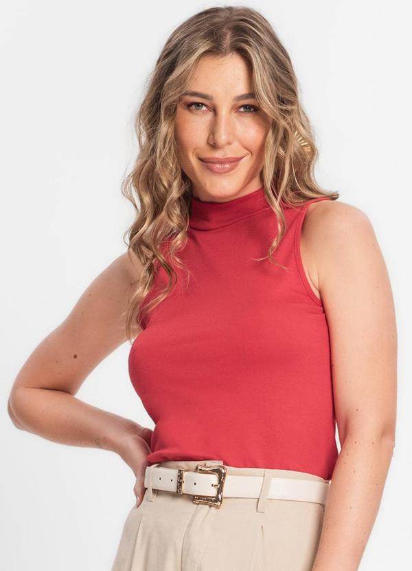 Regata Feminina Gola Alta Vermelho