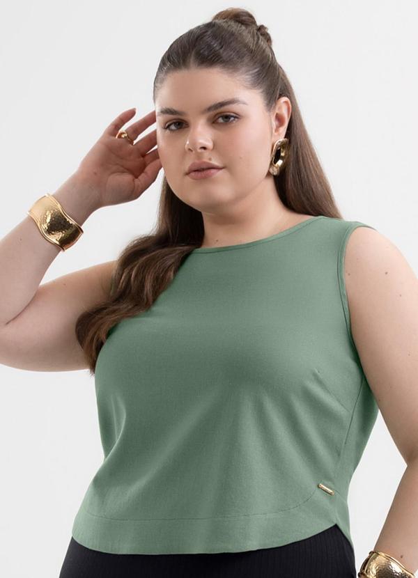 Regata Plus Size em Tecido com Linho Verde