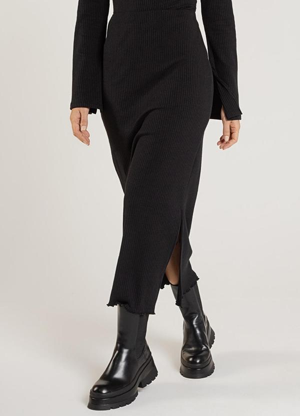 Vista 2 Saia Feminina em Ribana Canelada Preto JUST BASIC JUST BASIC