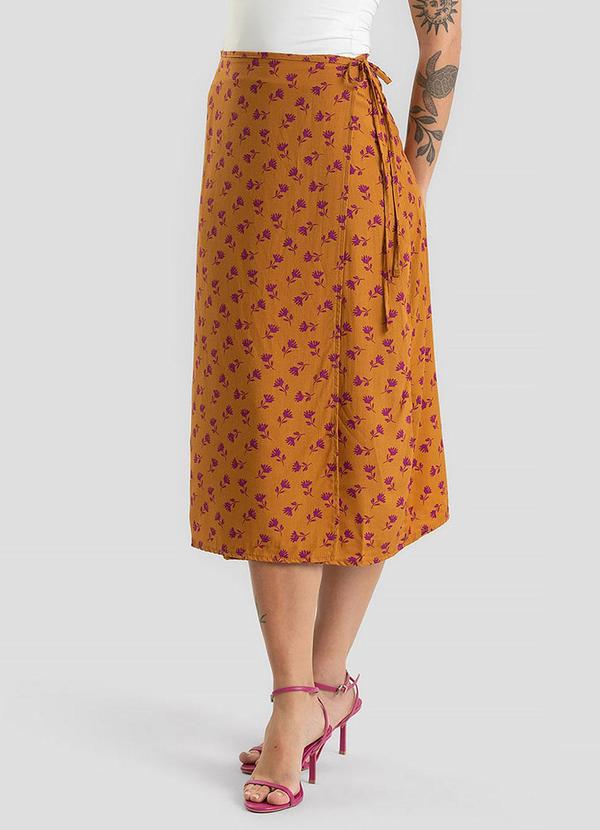 Saia Midi Transpassada Estampada Marrom