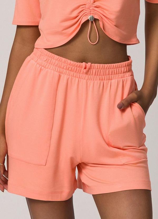 Shorts Casual com Amarração Laranja