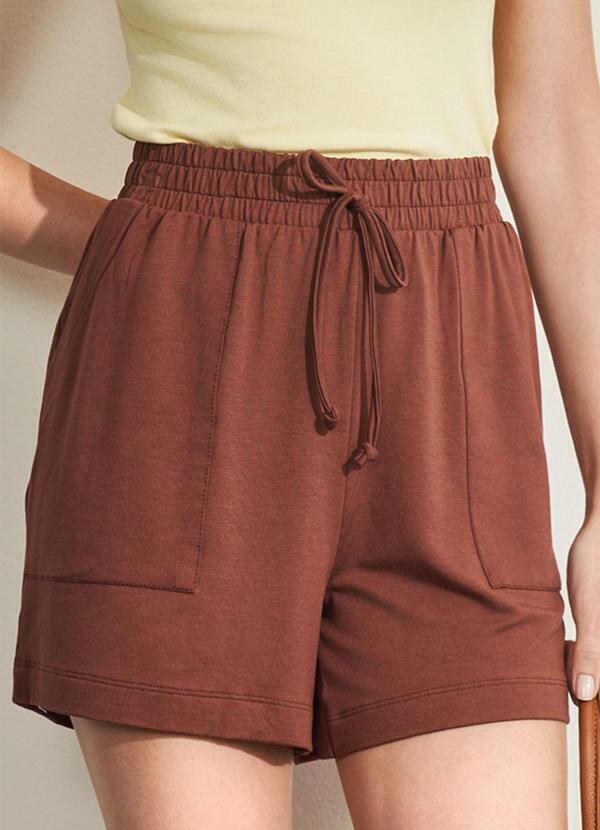 Shorts Casual com Amarração Marrom