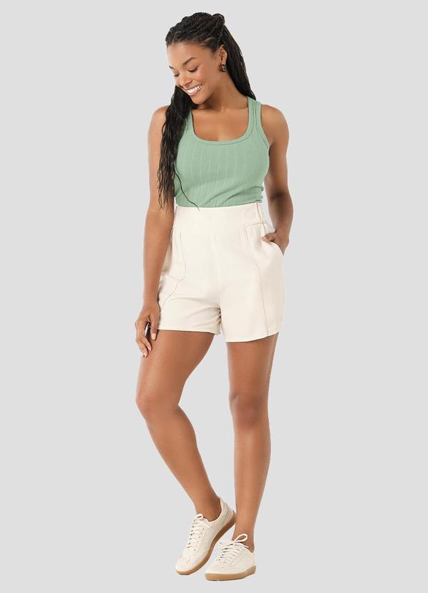 Shorts Feminino em Viscose Twill Bege