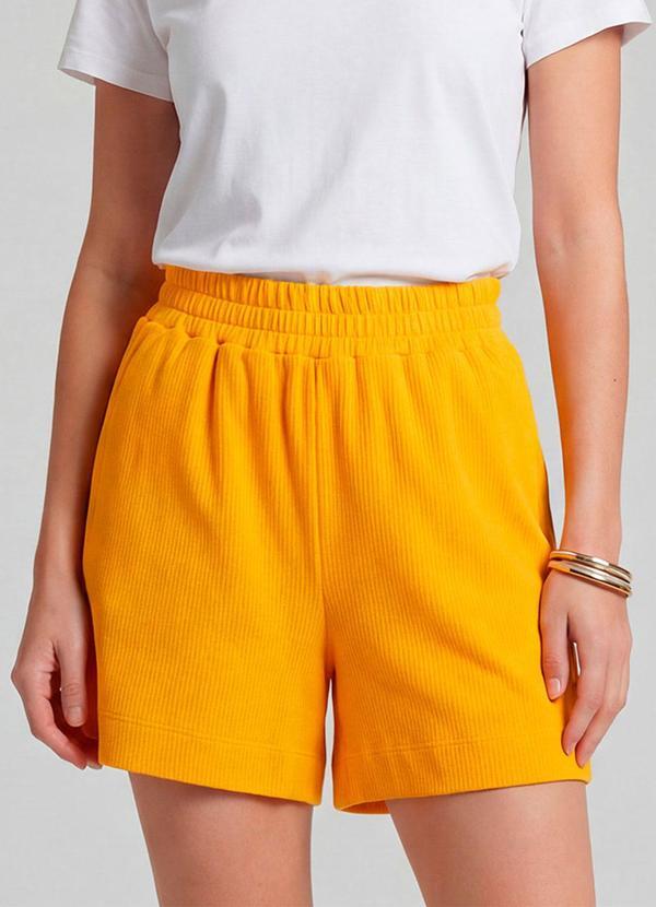 Shorts Feminino Moletinho Gorgurinho Amarelo