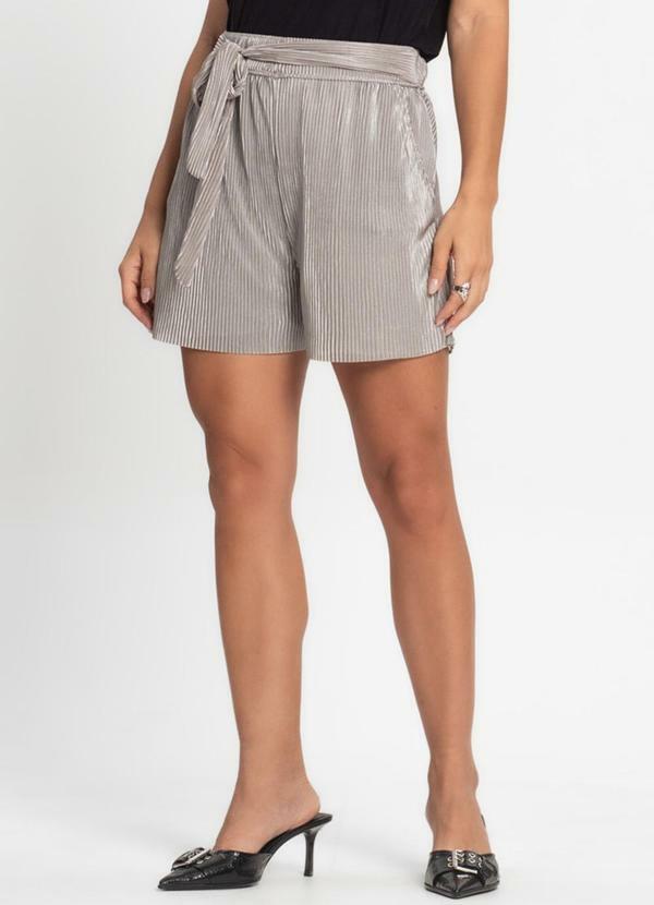 Shorts Feminino Plissado Cinza