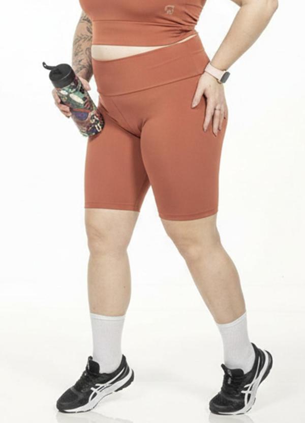 Bermuda Ciclista Feminina Plus Size Bordô