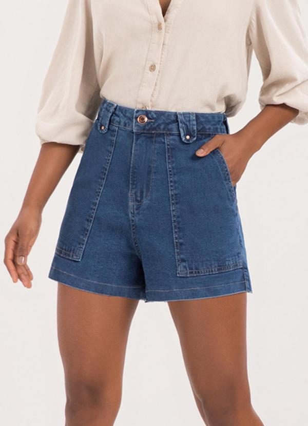 Shorts Jeans Mom com e Bolsos Chapa Barriga Azul