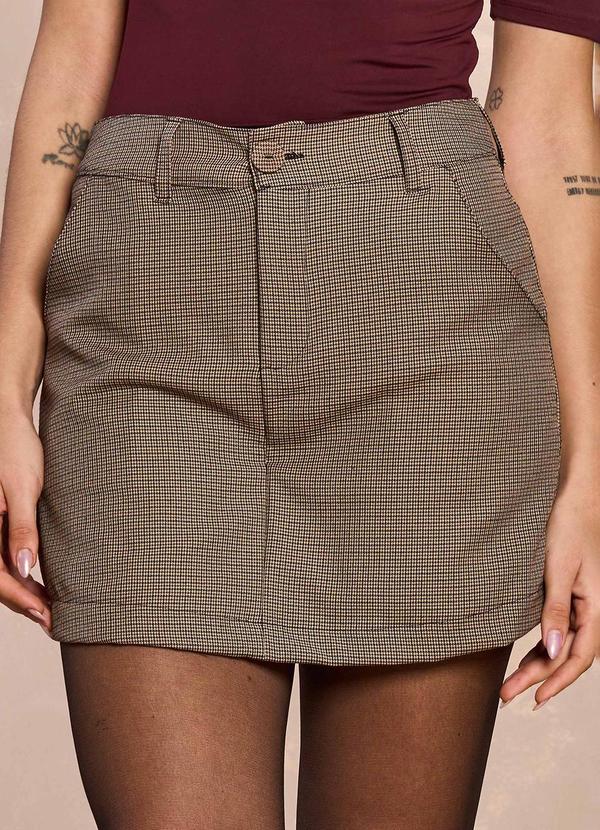 Shorts-Saia Cozy Whinter Xadrez Marrom