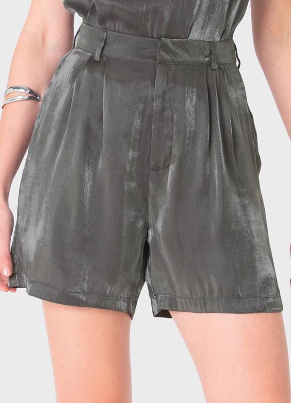 Shorts Evasê Acetinado Cinza Grafite