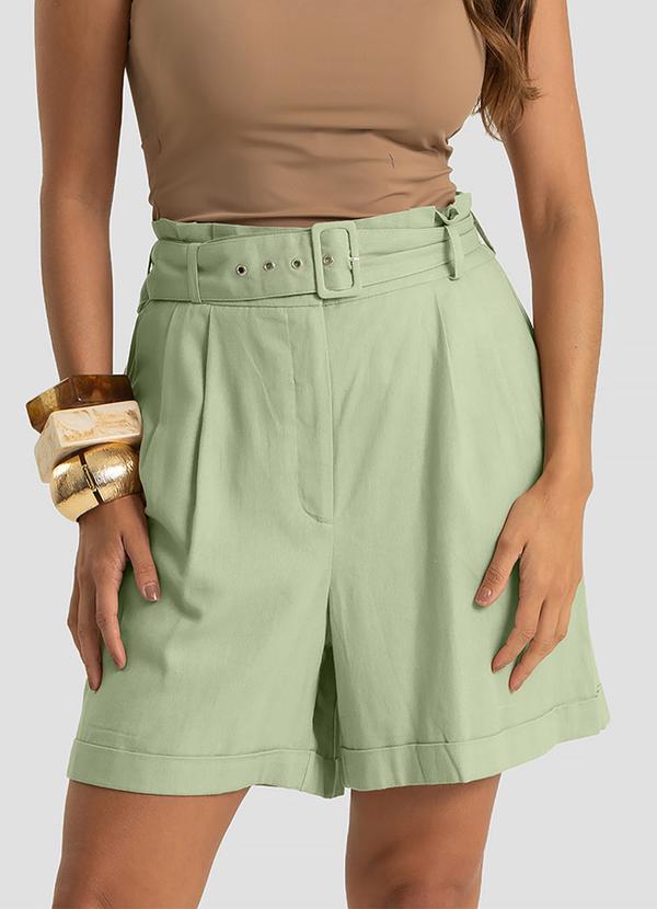 Shorts Feminino com Cinto Viscolinho Verde