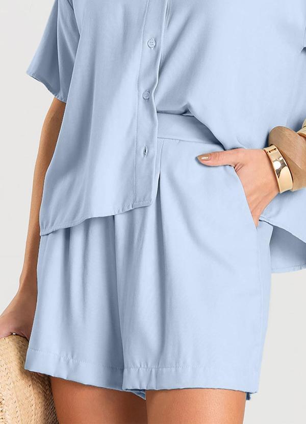 Shorts Feminino em Tecido de Viscose Azul