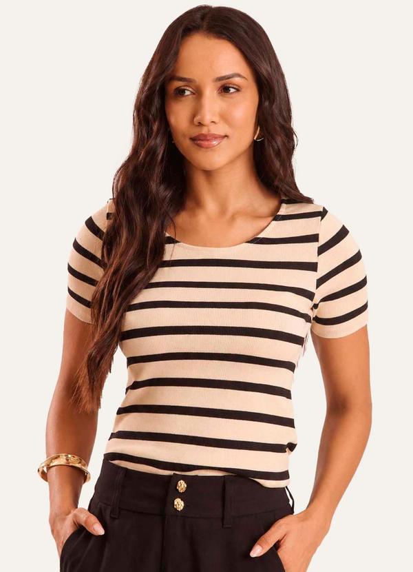 Blusa Manga Curta Canelada Listrada Duna Preto