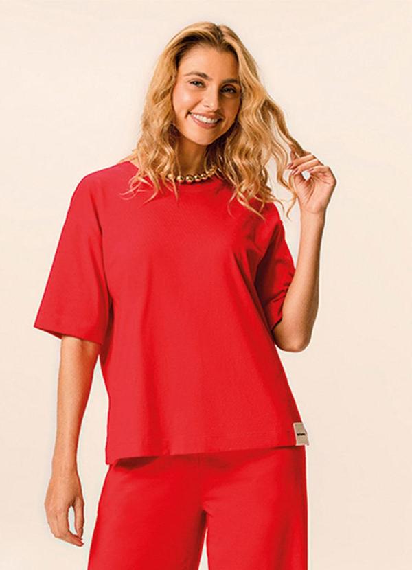 Camiseta Comfort com Fenda Vermelho