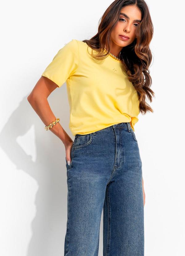 Camiseta em Malha Amarelo
