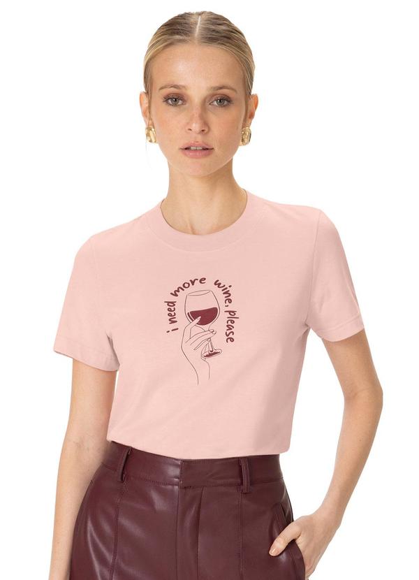 Camiseta Slim I Need More Wine Rosê