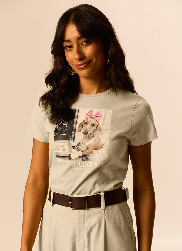 Camiseta Sweet Like Me Areia