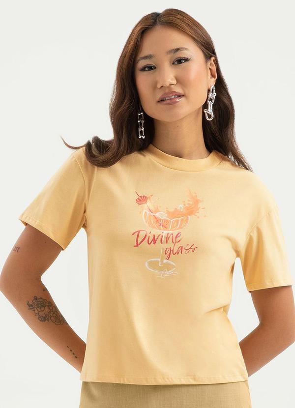 T-Shirt em Algodão Amarelo Claro