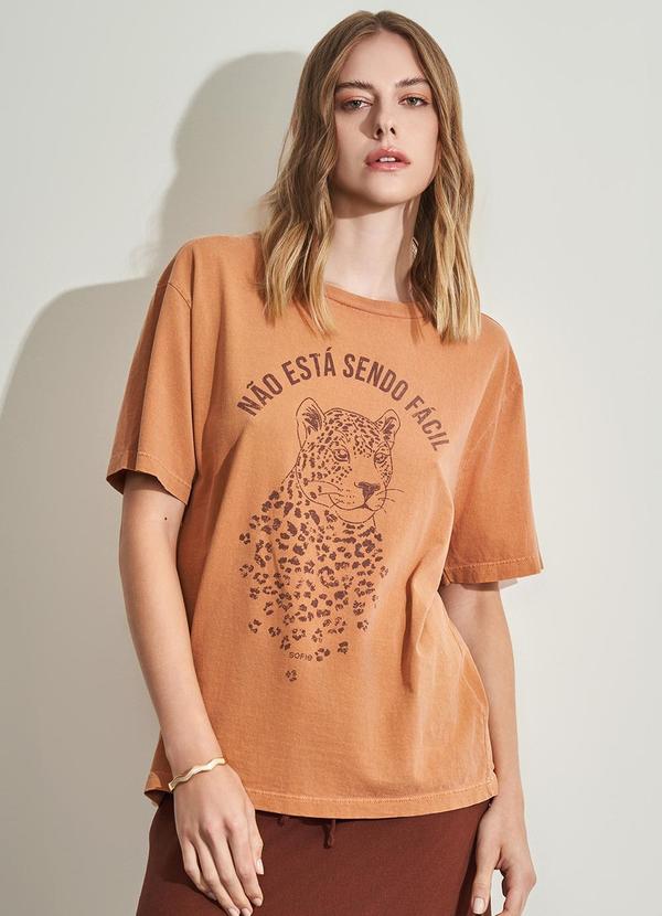 T-Shirt Estonada em Meia Malha Bege